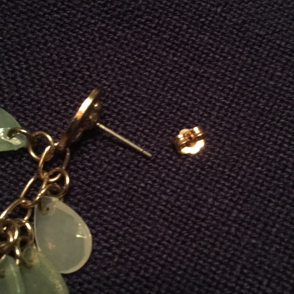 🐞 Cascading green and gold leaf earrings - Picture 4 of 4